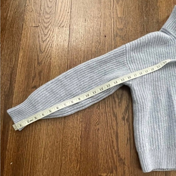 Everlane Felted Merino Half-Zip Sweater in Light Blue - Picture 5 of 7